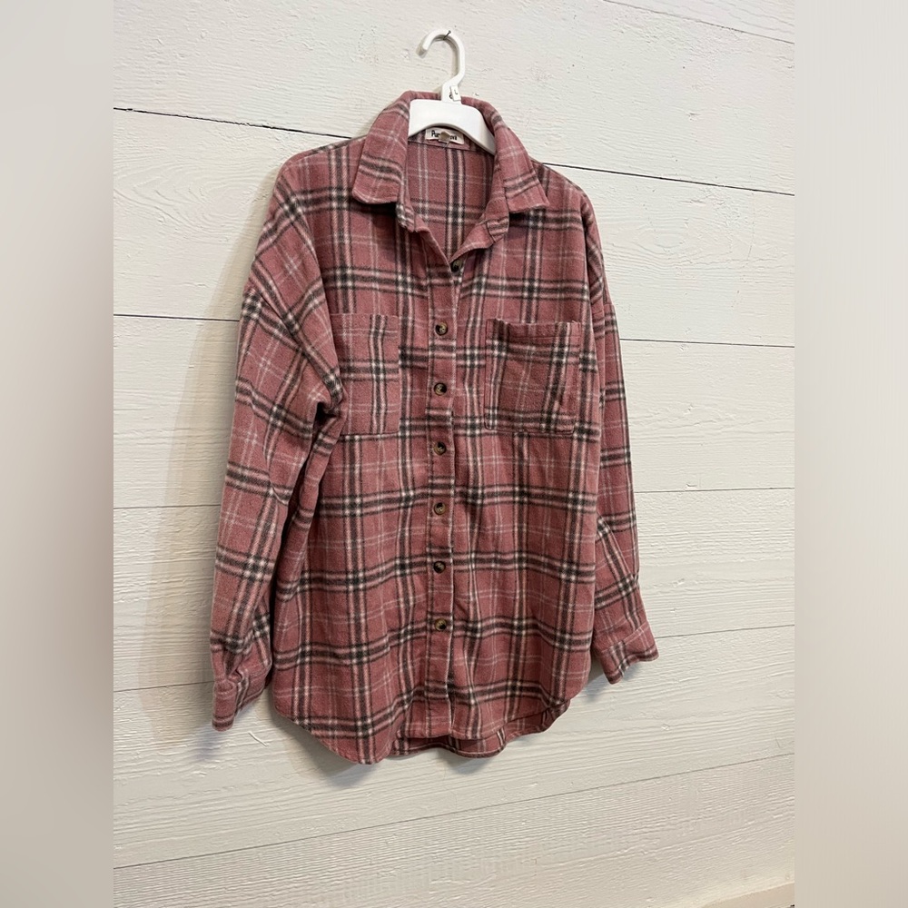 Boutique Shacket - Picture 3 of 5